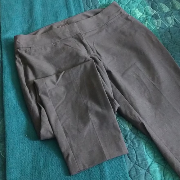 Limited Dark Grey Skinny Slacks Sz 4P - Picture 3 of 5